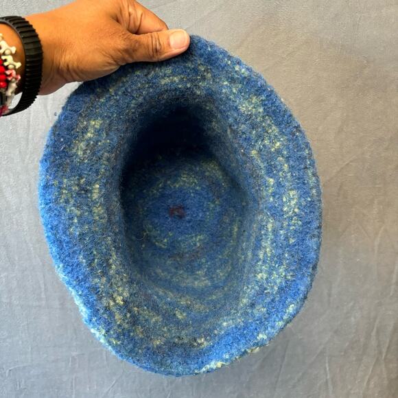 Vintage Hand Made Wool Hat Knit Bucket Soft 90’s Salt n’ Peppa Hip Hop Preppy - Picture 2 of 6